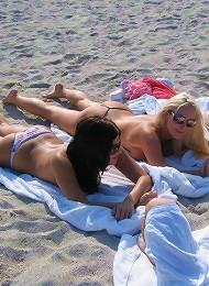 Curvy Young Nudist Lets The Sun Kiss Her Body^x-nudism Public XXX Free Pics Picture Pictures Photo Photos Shot Shots